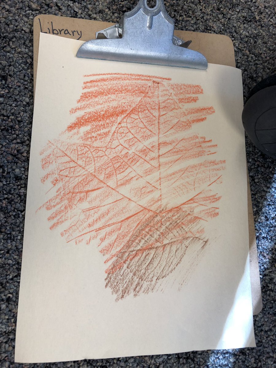 MsNinaVES's tweet photo. We enjoyed investigating the different size and color of leafs, then made leaf rubbings with Ms. T during library this week. #fallishere #VESisthebest https://t.co/kH86cAYGTX