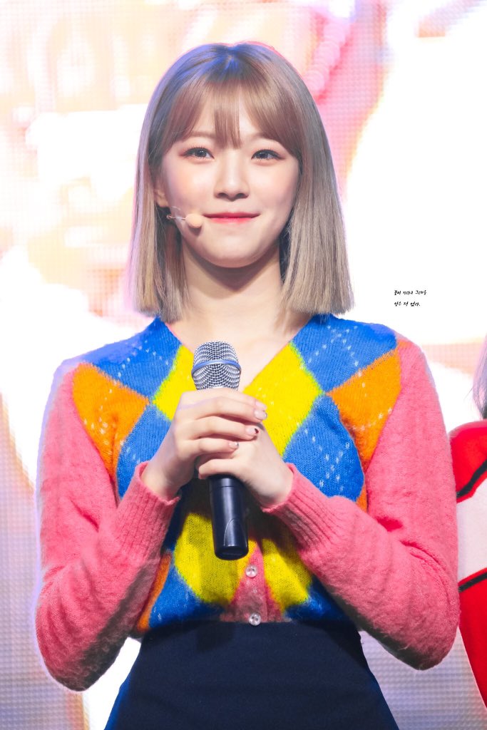 baek jiheon pics tweet media