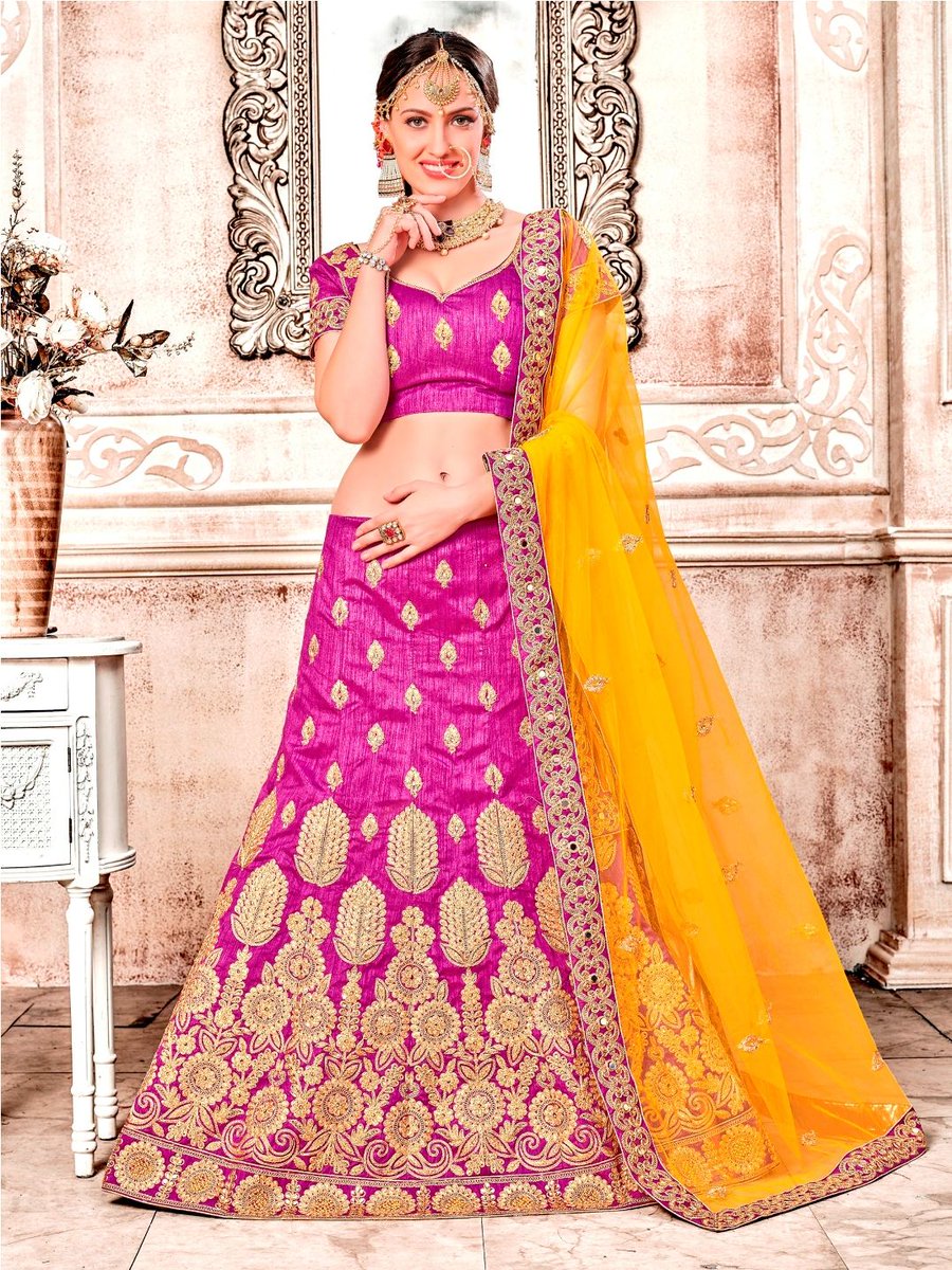 craftnshop's tweet photo. Our Silk Lehengas will Surely "Gild a Lily" to your Beauty !!
Shop Now Here :- https://t.co/LdCFrEg8Jv
#bridals #bridallehenga #lehengas #modernlehenga #lenghas #lehenga #womenswear #womensfashion #womenstyle #apparels #weddingswear #festivewear #weddings #blogging #blogs https://t.co/PfIuj207uf