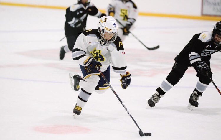 Oil5Time's tweet photo. Good luck to the @Hockey_StA #AtomAA Lightning playing for Gold in the #Jasper tourney. @Raven_Hockey #RavenSpotting #RavenEdge #40flex Thanks to @lisagodlien for the pics. https://t.co/SzYls6eXxY