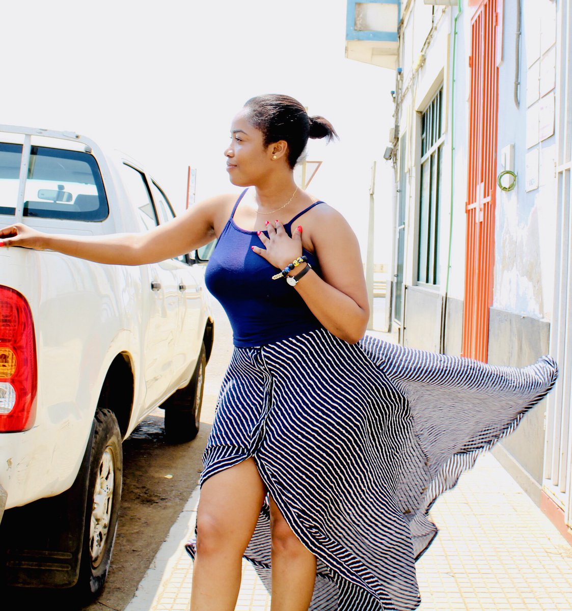 Enyoiam_'s tweet photo. Life is a journey. People would always come and go. Continue to be yourself and never allow yourself to be changed by life's experiences. Life is not fair so continue to be the good person you are. Happy Sunday. #Blessedregardless #lovingmyself https://t.co/bRKXun03iH