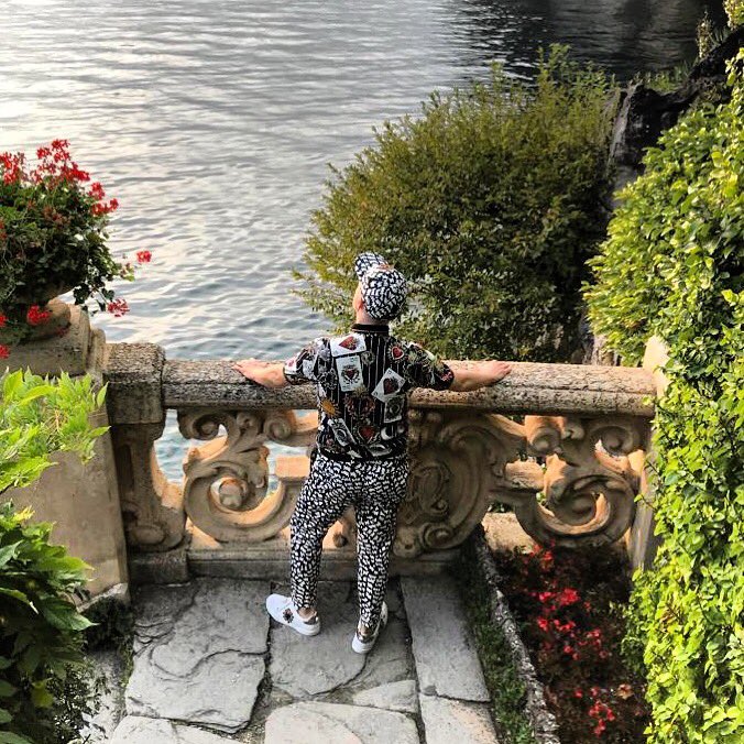 monsieurene's tweet photo. In love with this beautiful place 😍 #villadelbalbianello #garden #lakecomo https://t.co/DzeuEaCry2