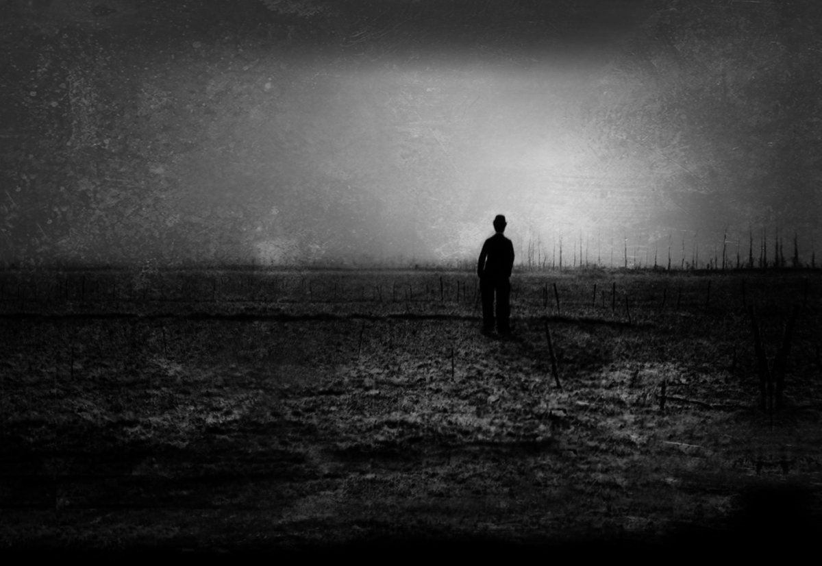 1418NOW's tweet photo. ★★★★
'As voices and noises pierce through the blackness, this becomes a short, sharp and meticulously realised meditation on the traumas of battle' @heraldscotland  

Charlie Ward finishes its UK tour at @LeedsTownHall from 30Oct - 11Nov. 
https://t.co/OcOqjHGLXo @FuelTheatre https://t.co/LnZVZcAmgH