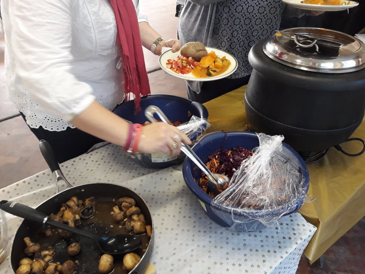 EWestaway's tweet photo. Excellent #Nottingham Good #Food Partnership event on Thursday
@EWestaway presenting on 'Our Actions Are Our Future: adopting a more healthy &amp; #sustainablediet'
#SamPreston talking on Future Proofing Food: Visioning for Nottingham 2050 Strategy
@FoodCities @VegCities @VegPowerUK https://t.co/qIC3DXLU1K