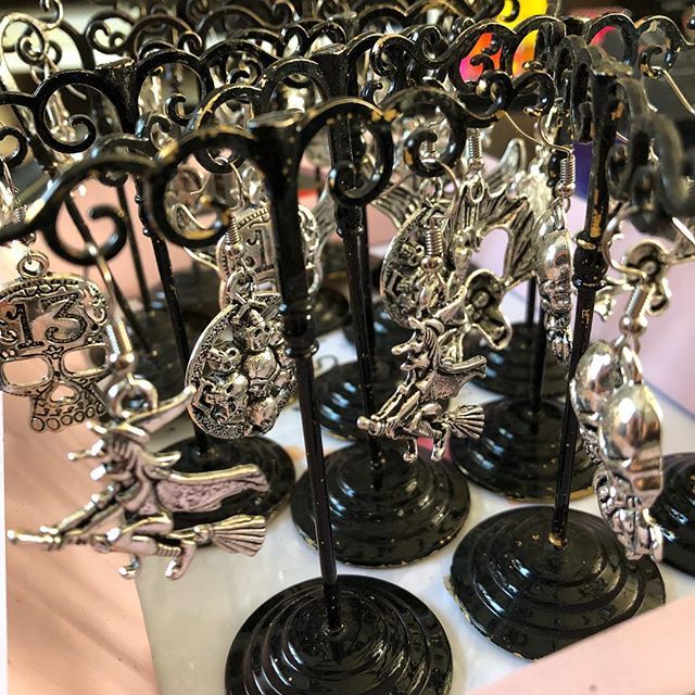 CreaForWeb's tweet image. Je prépare des boucles d'oreilles à faire peur 😱
Attention la majorité sont des pièces uniques !