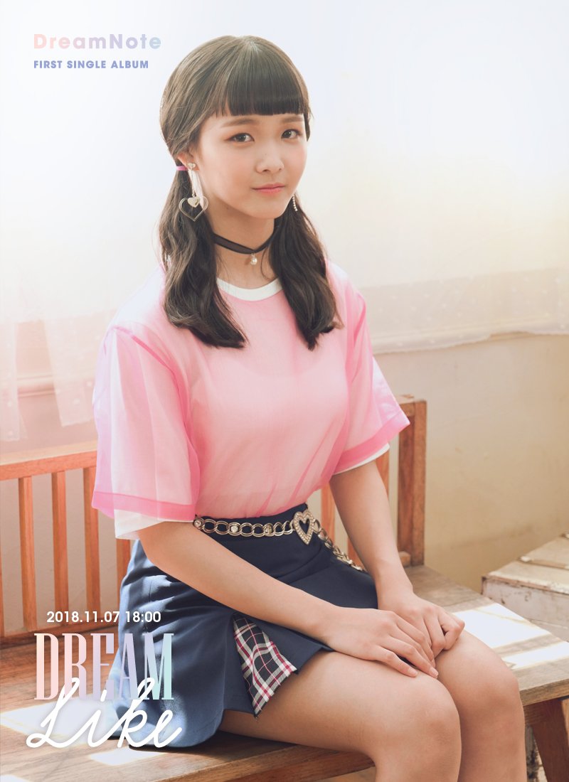 DqCi8k0U8AAD1lG?format=jpg&name=medium