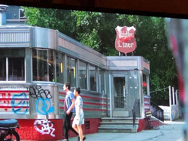 I want to eat at a Cafe like this. Hopefully can find one here in Tennessee. Do you have any near you???
///
#cafe #restaurant #breakfast #50sstyle #50style #restaraunt #diner #food #booth (this is a shot from @bluebloods_cbs) #bluebloods, @bluebloodsfan… ift.tt/2q4Ocji