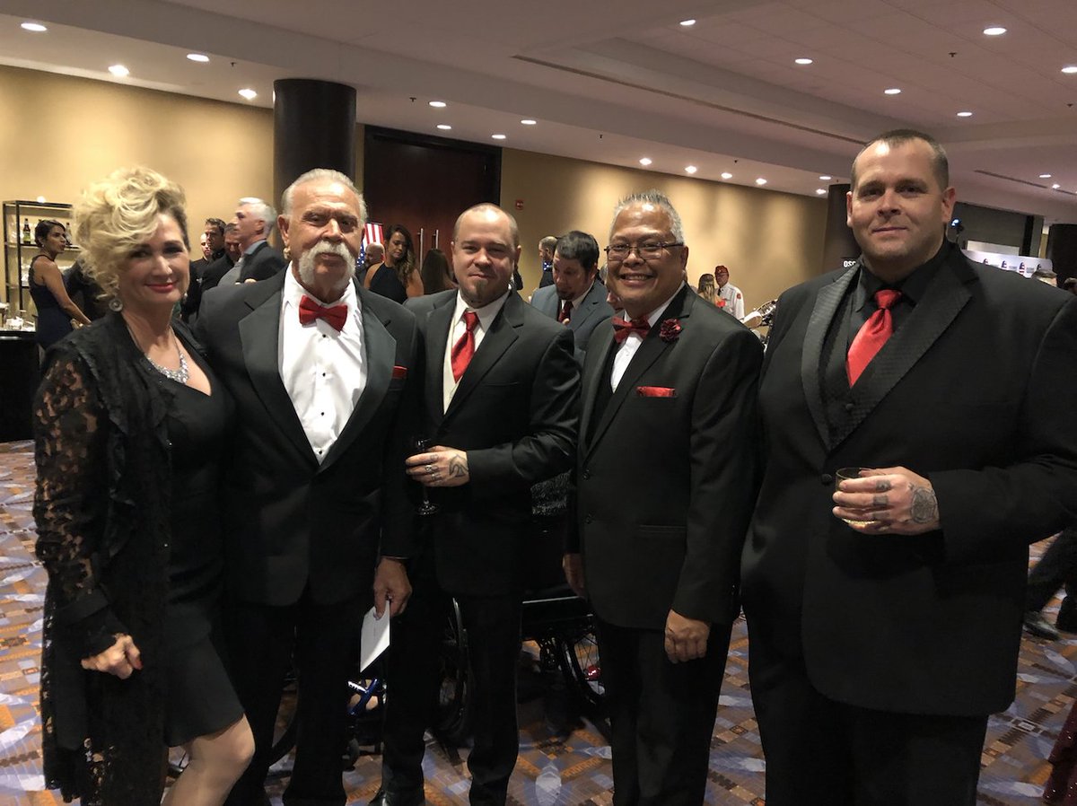 OCChoppers's tweet photo. Friday night @OCChoppers bike unveiling at the Oscar Mike Annual Fundraiser Ball in Chicago. The purpose of the Annual Ball is to raise funds for the foundation while celebrating the success of the @WeAreOscarMike veterans.

#oscarmike  #military #veterans  #chicago #spartan https://t.co/a581Ipmc4I