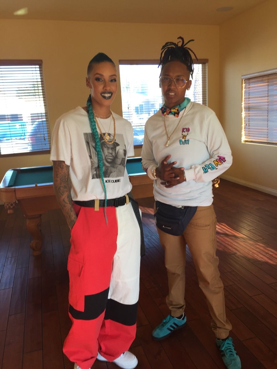 Dadadoemusic's tweet photo. I had a great time chopping it up with @iamaziam from empire she is a chill person #dadasaid #dadadoemusic #EmpireFOX #femaleArtist https://t.co/3vja8BTNlw