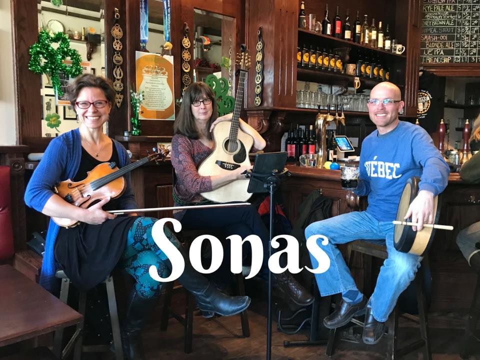 It's a bit chilly out there..so why not stop past the pub and enjoy a pint and a bite to eat whilst listening to Sonas playing their first autumn session of the year...Starts at 4pm..Cheers