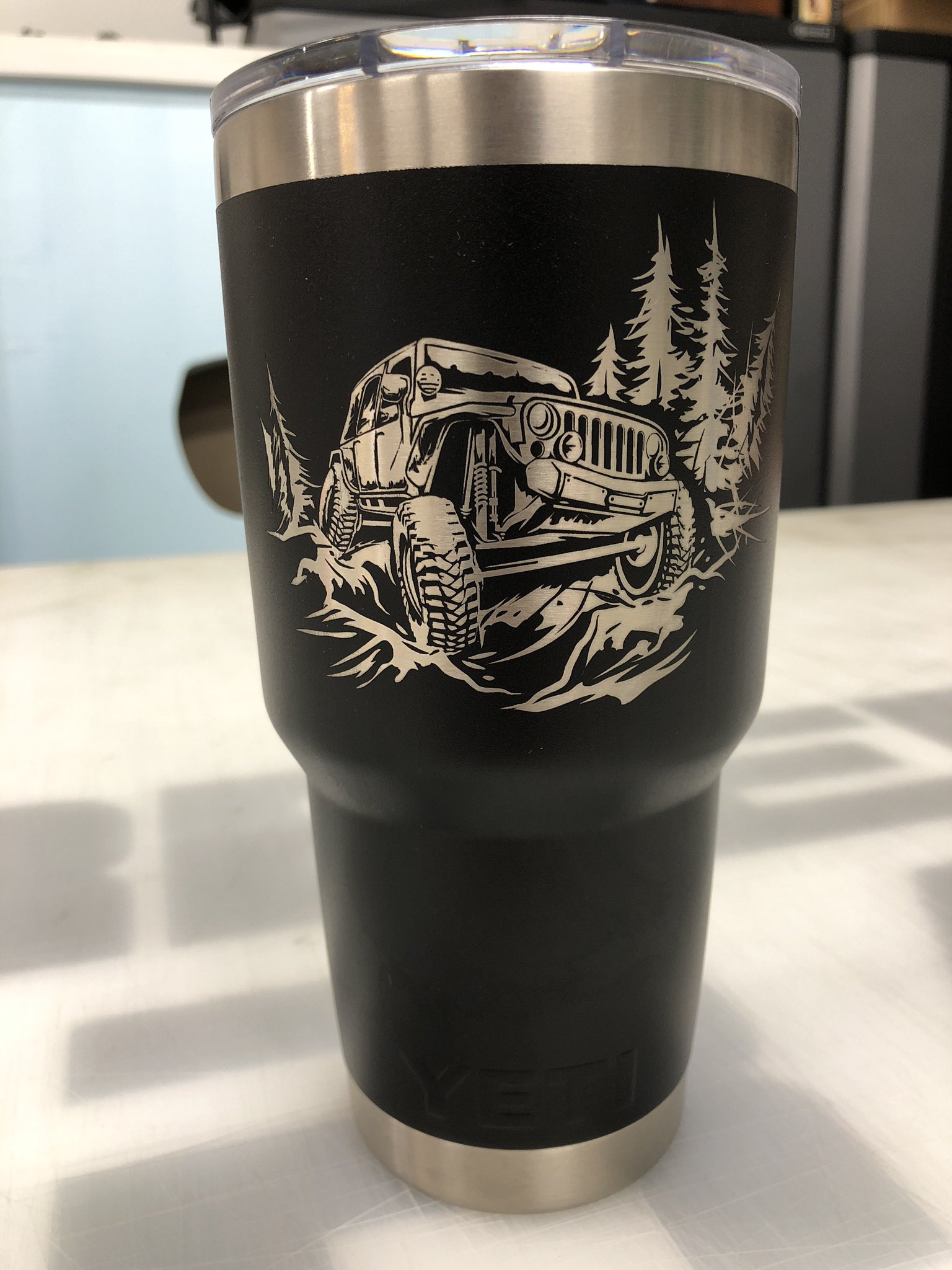 Jeep hotsell yeti tumbler