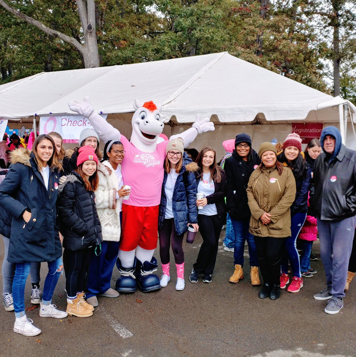 RowdythePony's tweet photo. Thank you to those who came out in pink and braced this chilli morning. Making Strides Against Breast Cancer today with the @AmericanCancer 
#LetsRumble #AvonMakingStrides https://t.co/cAf1Ktr1rf