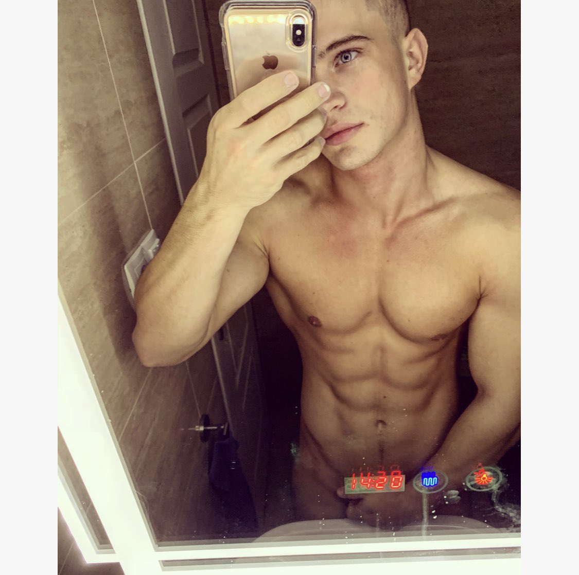 Johnny McLeod (@johnnymcleod_) on Twitter photo 