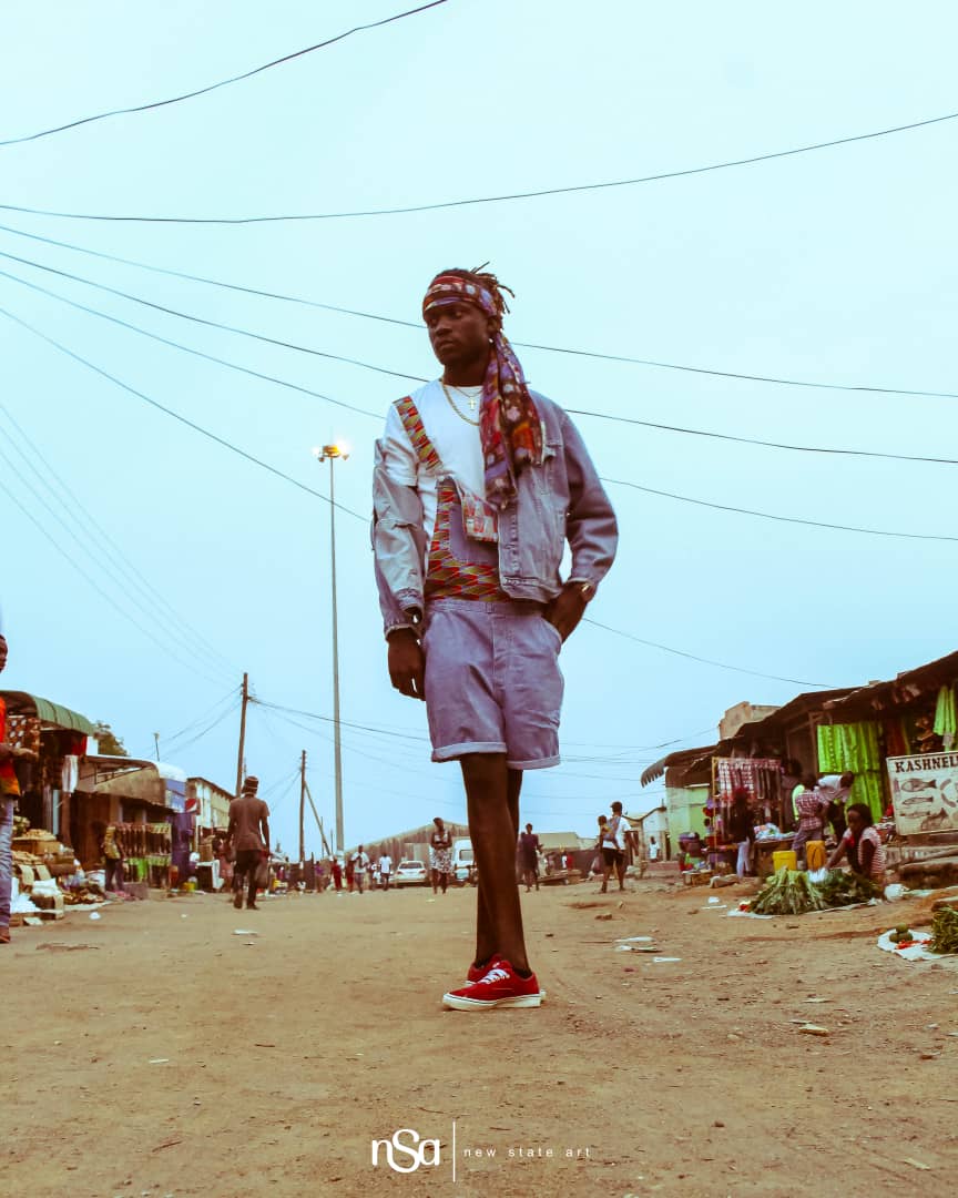 Dark_Knightzm's tweet photo. Vote for my video on ZED TOP TEN chart by simply clicking on the link below...
https://t.co/Yqsk1DBdpQ And vote for Dark knight "special somebody"ft jay rox, 1billion
#NAS #GWAPMUSICAFRICA #KC #TERRORADDICTSINK
dressed by #lases styled by katuta chama https://t.co/r4xncW2spL