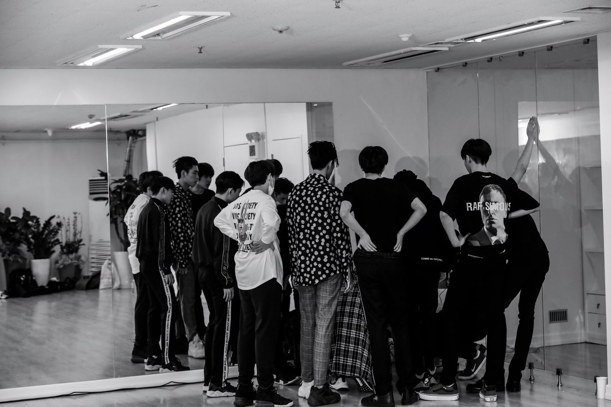 WithLinong's tweet image. Nine Percent weibo update ❤️