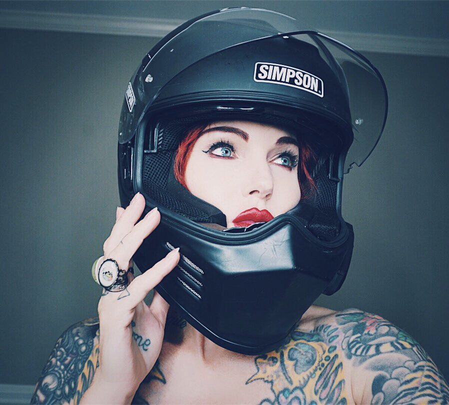 LeaVendetta's tweet photo. @RikiRachtman #Rikisride18 will be back on the road on Nov.12th for the final lap! This time▶️ #Florida #Simpsonmotorcyclehelmets @indianmotocycle @senabluetooth #tattooed #inkmaster #leavendetta https://t.co/Pj1FXJ8ywx