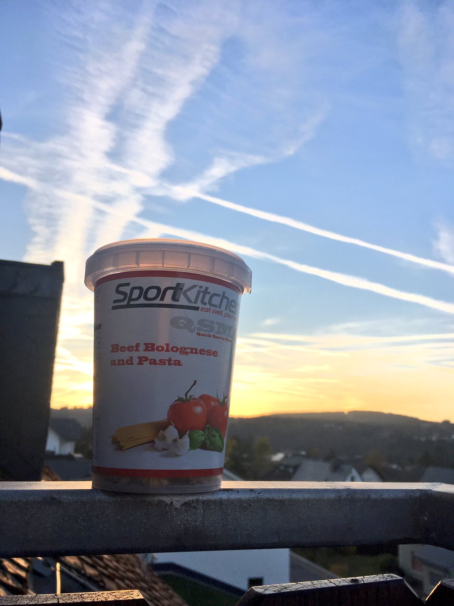 Philkaywelly's tweet photo. Beautiful sky’s here in Winterberg for some thank you photos! 🙌🏻 thanks @SportKitchen @biocare for keeping me going through the season! https://t.co/XDW73LRR1S
