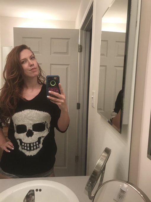 That post-sex swagger 😎 https://t.co/YA6oaOGPde