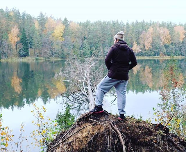 SamkusV's tweet photo. #beardystories: The Human beings are the only creatures on the earth who refuses to be what they really are. It includes being Human being rather than Human doing or Human becoming.

#thoughts #lake what you want to be is to be itself. #beards #kampuotis https://t.co/JhZS97BTMQ