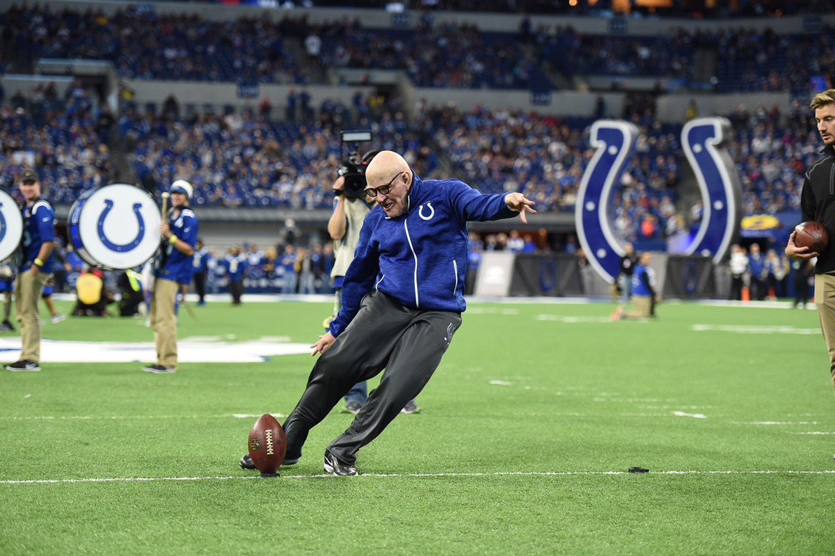 ColtsConti's tweet photo. An important stat today. The @Colts are 2-0 when @PatMcAfeeShow hits the anvil. He also won $70,000 for IU Simon Cancer Center.

2017 - Week 3 vs. Cleveland (Colts won 31-28)

2018 - Week 7 vs. Buffalo (Colts won 37-5) https://t.co/zMYWAwYeH4