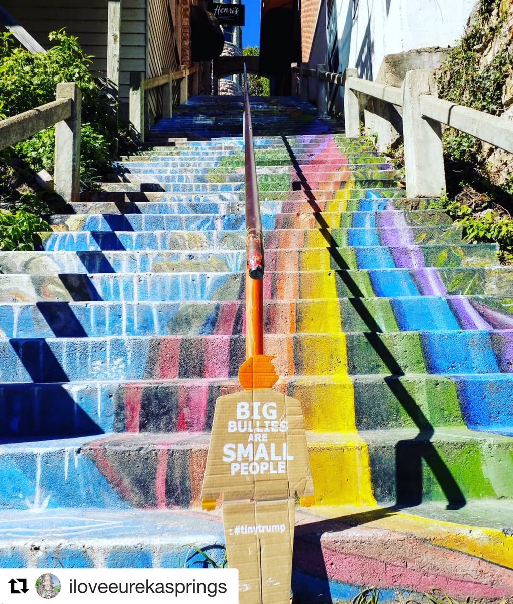maketrumptiny's tweet photo. MAKE trump tiny AGAIN day@has begun! Follow @maketrumptiny for posts from around the country. Eureka Springs, Arkansas👇

#Repost @iloveeurekasprings
・・・
#tinytrump #resist #rainbowsteps #rainbows https://t.co/EYmFzSmLmF