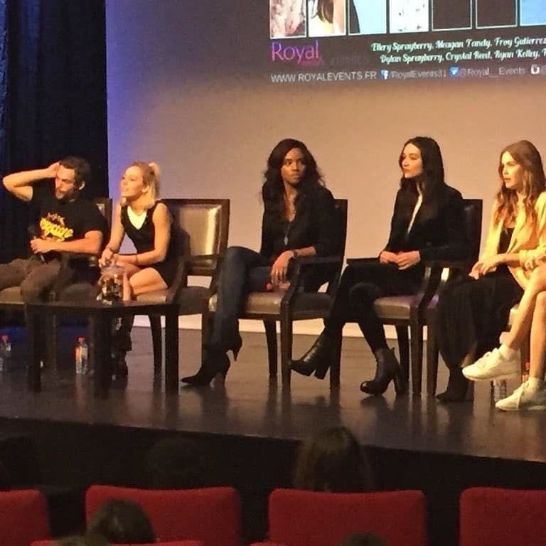 dgsara2's tweet photo. The Teen wolf's cast at #TFMIC5 yesterday ✨ https://t.co/hsUkIXc2IX