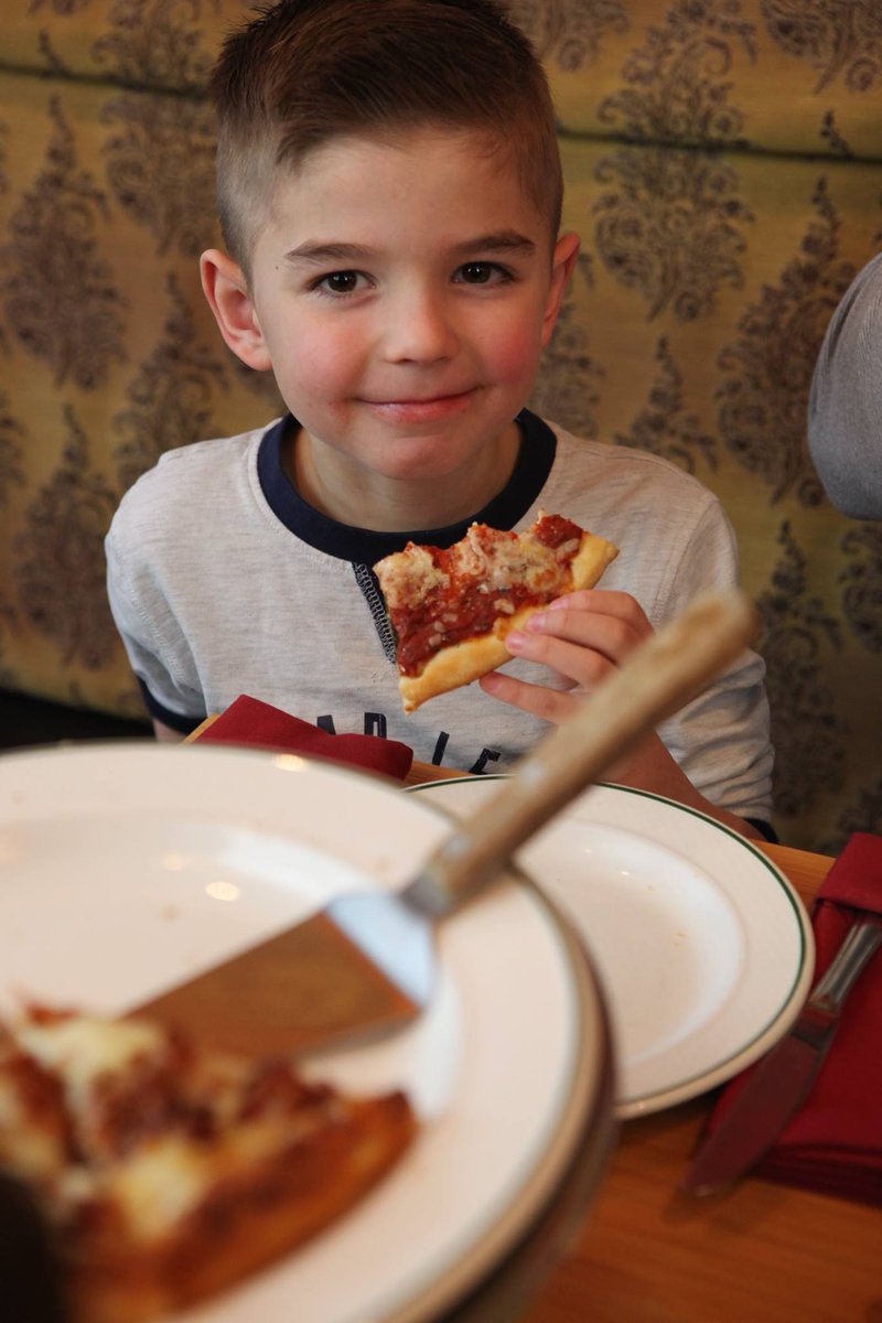 Don't feel like cooking today? Our kitchen is always open. Open late in restaurant and on <a href="/SkipTheDishes/">SkipTheDish</a> ! #yegfood #Yegpizza #Parkallenpizza