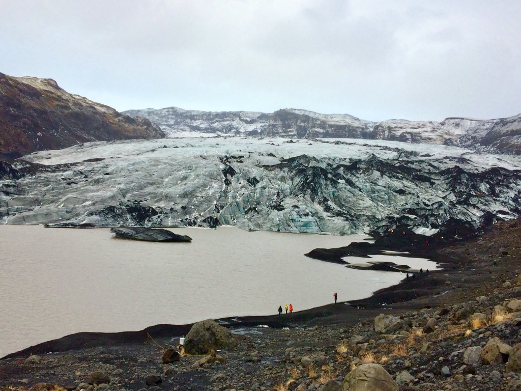 haecgeography's tweet photo. An amazing end to the day walking up to Solheimajokull glacier . https://t.co/SIKWteh5Dp
