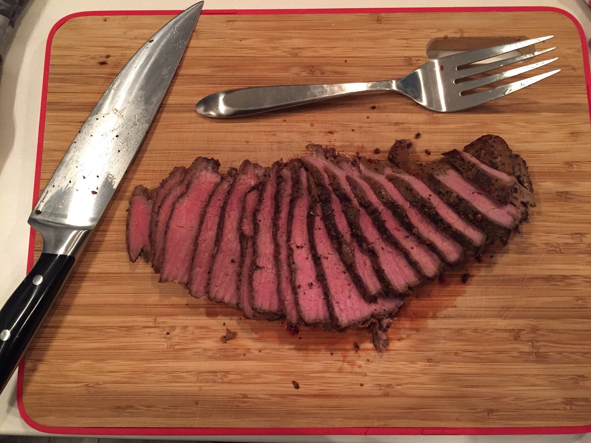 egneil_'s tweet photo. First try with the @WeberGrills Bluetooth thermometer. Perfect medium rare https://t.co/pRShYWPBhx