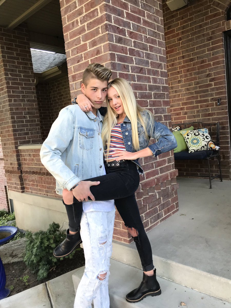 JerekPlayer's tweet image. Happy birthday to the most amazing girl in the world🤩 I love you❤️