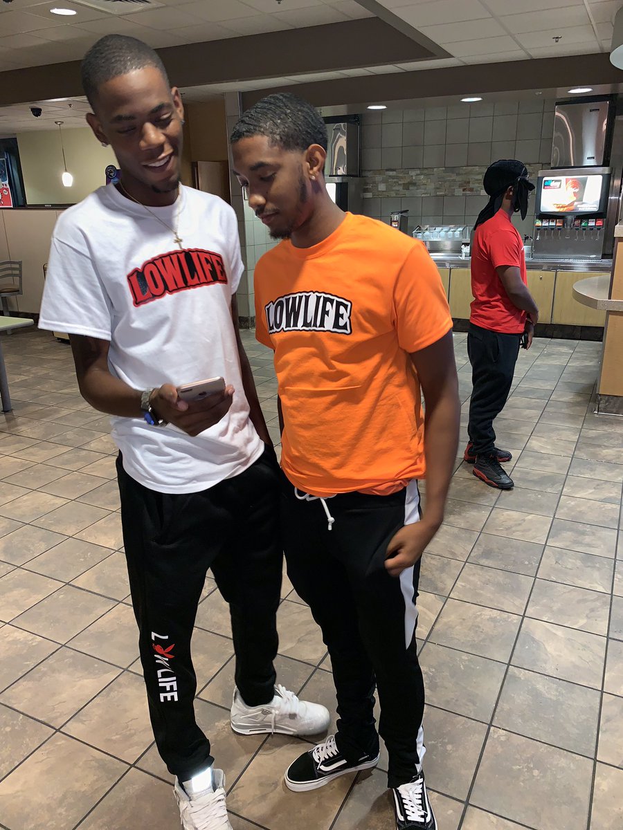 prestigiousss's tweet photo. SWEATSUITS AVAILABLE NOW 🗣‼️

LowLifeeee🎈🎈 #4LL 

BEST PRINTER IN GREENSBORO 😘 https://t.co/CYh7Urh9Cc