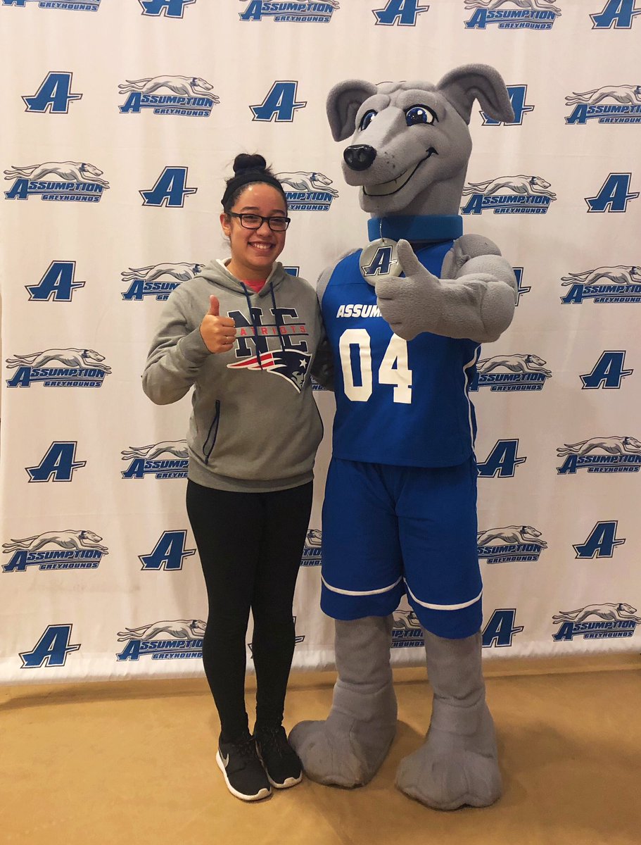 LilianaJobity's tweet photo. @ACHoundBound #PicMeAC loved Assumption’s greyhound mascot, Pierre!! https://t.co/nSBmZ1ThKf