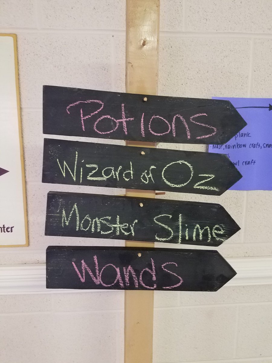 BritatheMs's tweet image. So many choices at the DHHPC Fall Fest! #weusesign #dhhpcfallfest2018 #funactivities #potions #slime #facepainting #andmore #Deaf #hardofhearing #teacherofthedeaf #fallfestival #goodtimes