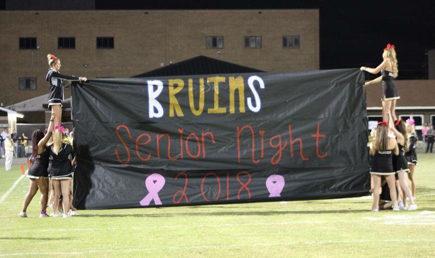 SocasteeCheer's tweet photo. Senior Night ❤️❤️ https://t.co/p7YYWHaDpB