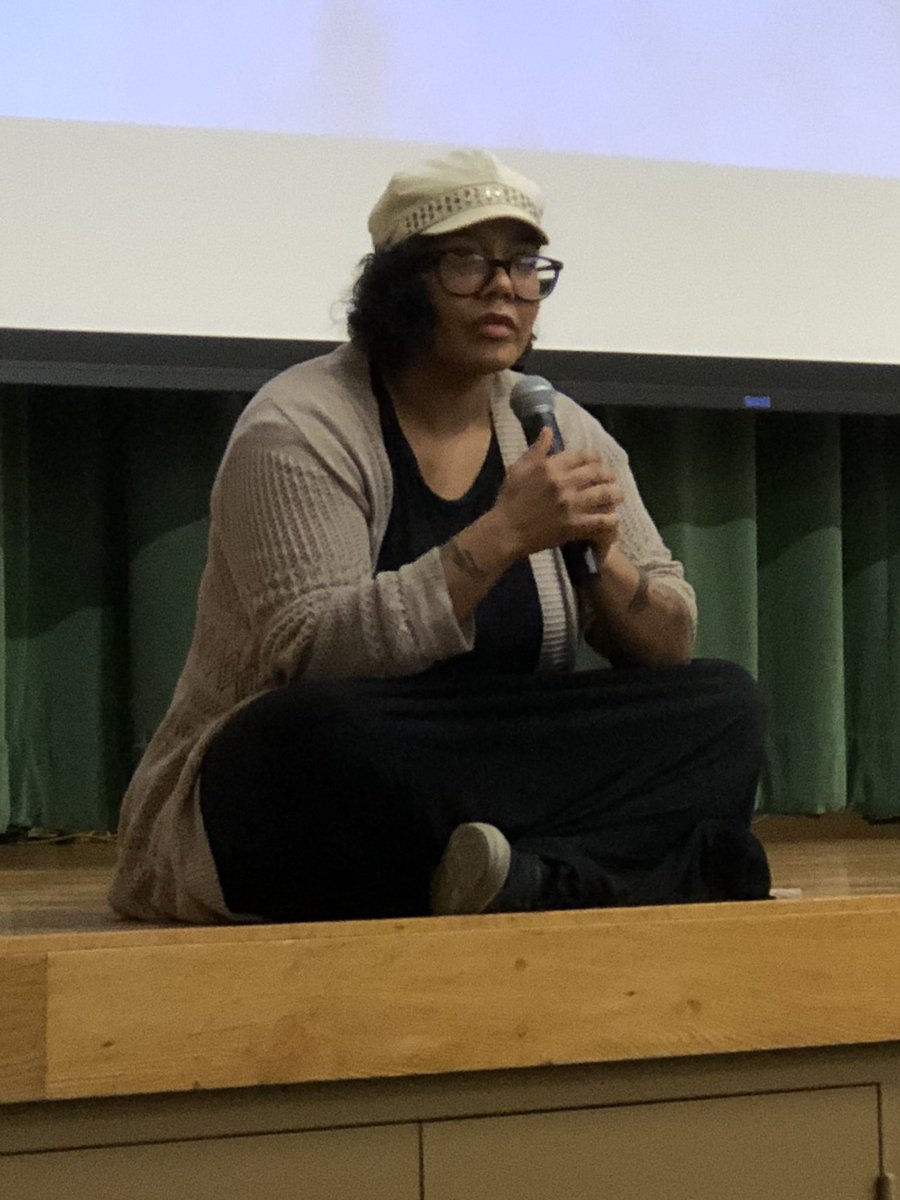 MSMU_LA_Writing's tweet photo. If it burns in you, you should direct it - Sarah Louise Wilson talking about bring a writer/directed. #BordersofPerformance #screenwriting #filmmaking @MSMU_LA @MSMU_LA_Writing https://t.co/P8o05miL2d