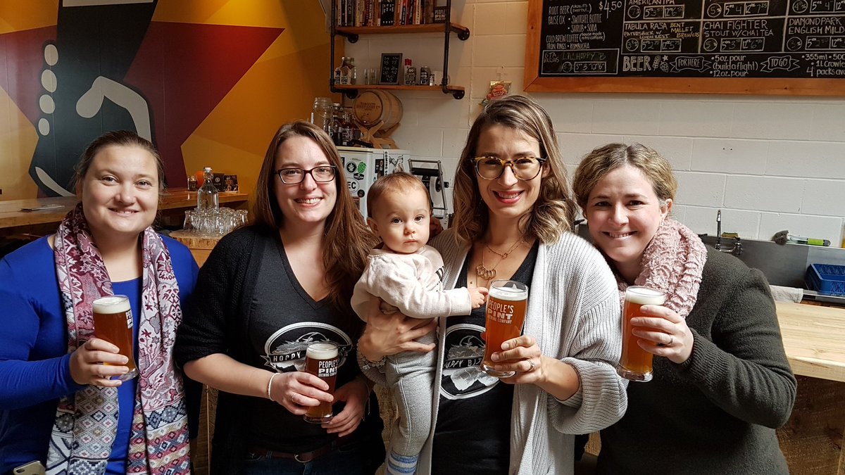HoppyBitches's tweet photo. Lil Hoppy B enjoyed by younger and slightly older hoppy bitches alike! https://t.co/LjQuBIfBJP