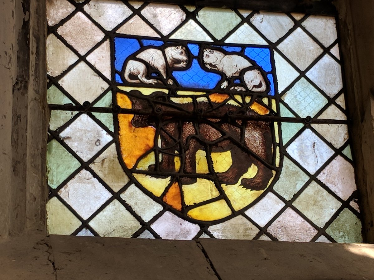 Chaource_Aube's tweet photo. Au détour d'une promenade venez visiter une des plus belles églises du département 👍 &amp; la plus belle Mise au Tombeau d'Europe 🇪🇺 : l'église #SaintJeanBaptiste 🙏📷 à #Chaource. #Beau16eme #Emotions #Oeuvre #art #MaitredeChaource #Chaource #AubeenChampagne #armoirieschaource 🐱🐻 https://t.co/PNxl0cqOvm