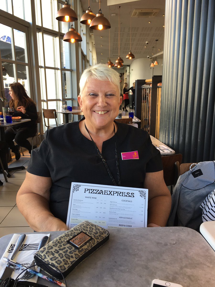 markcolleran1's tweet photo. Wishing Susan Phillips a very happy 60th Birthday #GuestServicessupervisor #cheekylunch https://t.co/JnTJIzTRkM