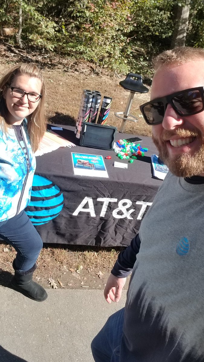 Me and Amber out here at the Clemmons fall festival!!! #SundayMotivation #SundayFunday