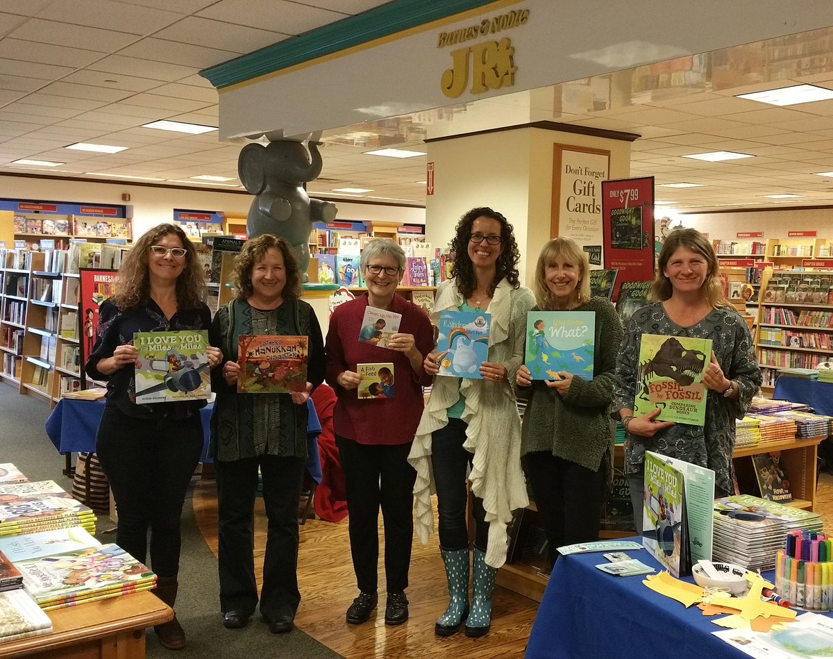 BarnesNSalem's tweet photo. It was such a pleasure to host 6 local authors who signed copies of their books, and read their stories to adoring fans yesterday. Thank you for supporting our Salem store #fallintoreadingevent #kirsticall #saralevine #janesutton #alisongoldberg #ellenmayer #carolgordonekster https://t.co/OrdBMBosHT