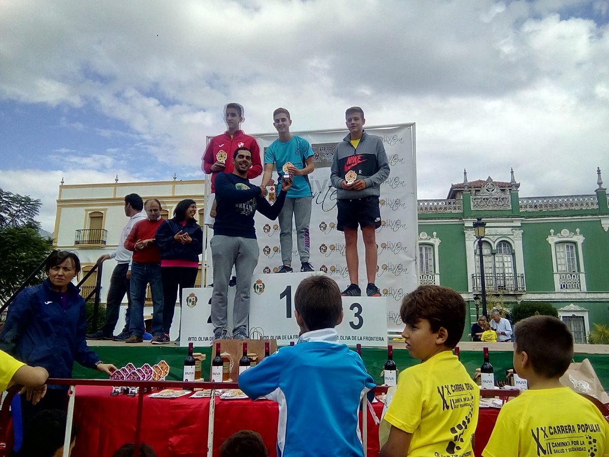 Este finde hemos estado presentes en la carrera popular de Oliva de la Frontera, con la victoria en categoría sub16 de Raúl Gragera. #meridaenamora <a href="/Solextrem/">Farmacia Balanzategui-Solextrem Óptica&Audio</a>