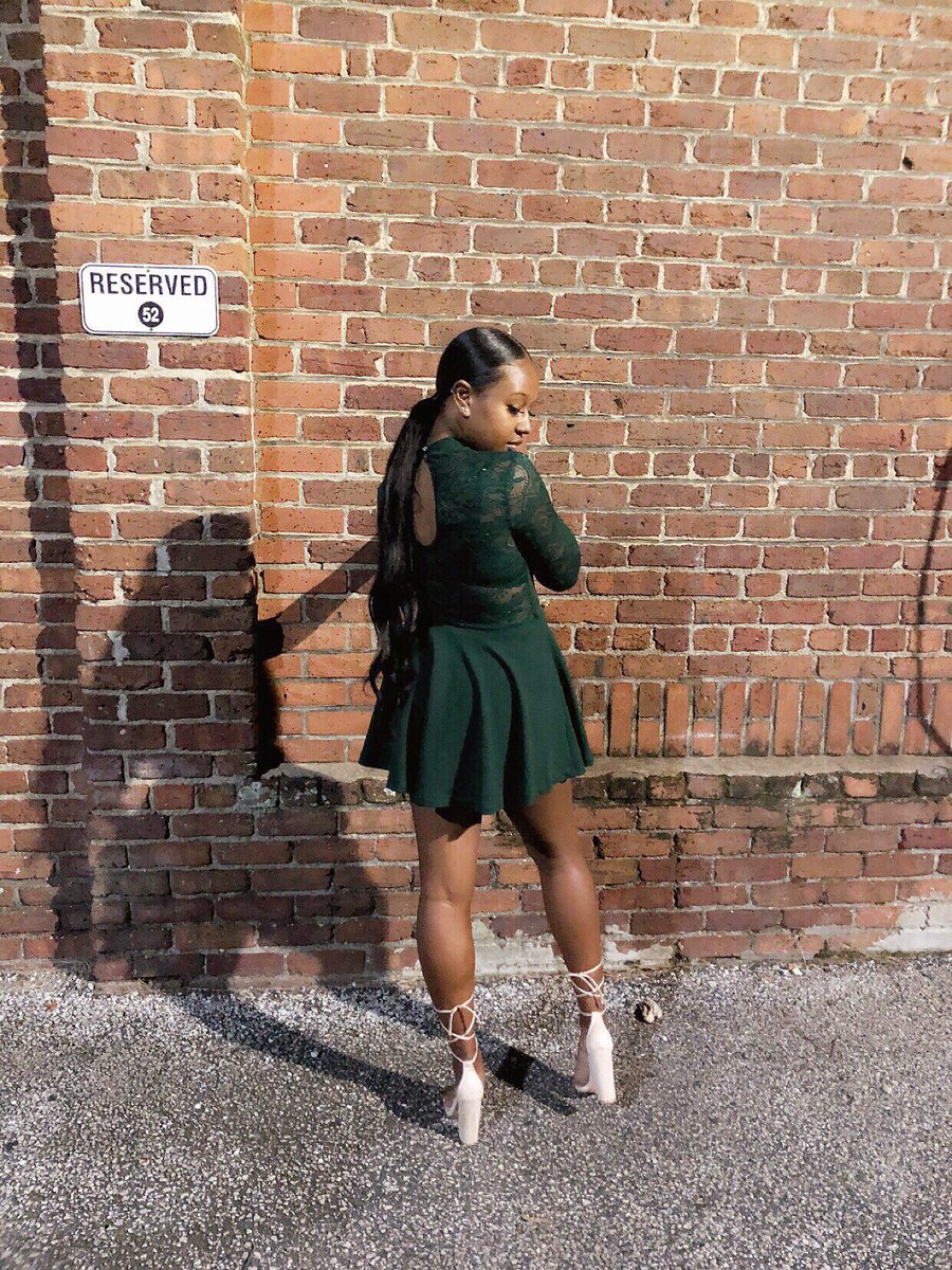 Jerica_Parker's tweet image. U want some me so bad😌 #FIICH #hoco2k18
