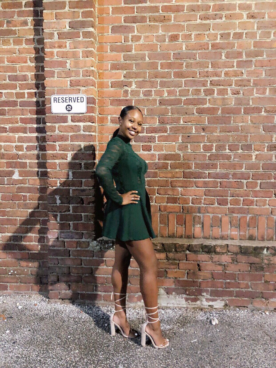 Jerica_Parker's tweet image. U want some me so bad😌 #FIICH #hoco2k18