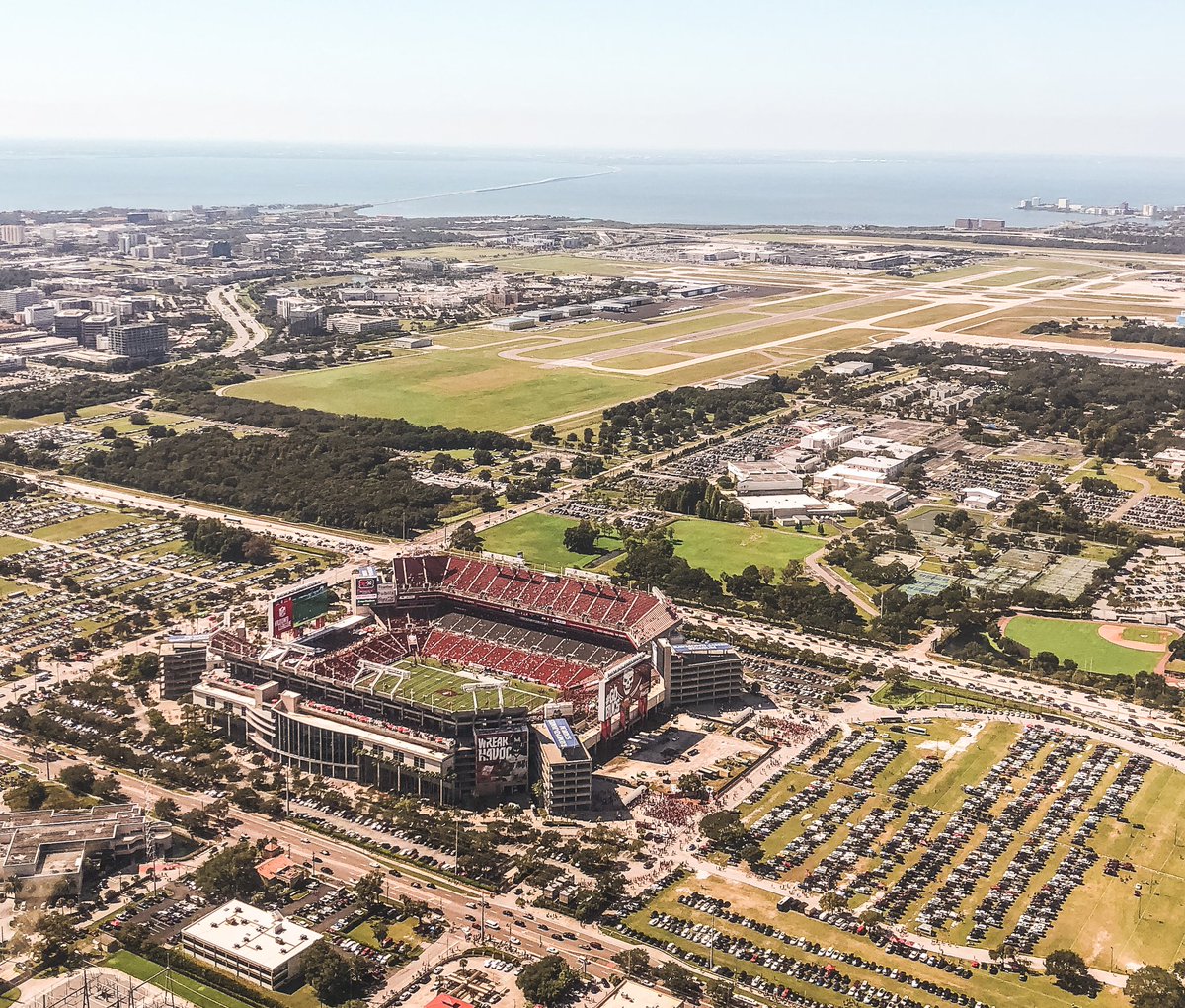 OGEPhotography's tweet photo. #GoBucs #Tampa #TampaBay #Buccaneers https://t.co/yljIIPWBOn