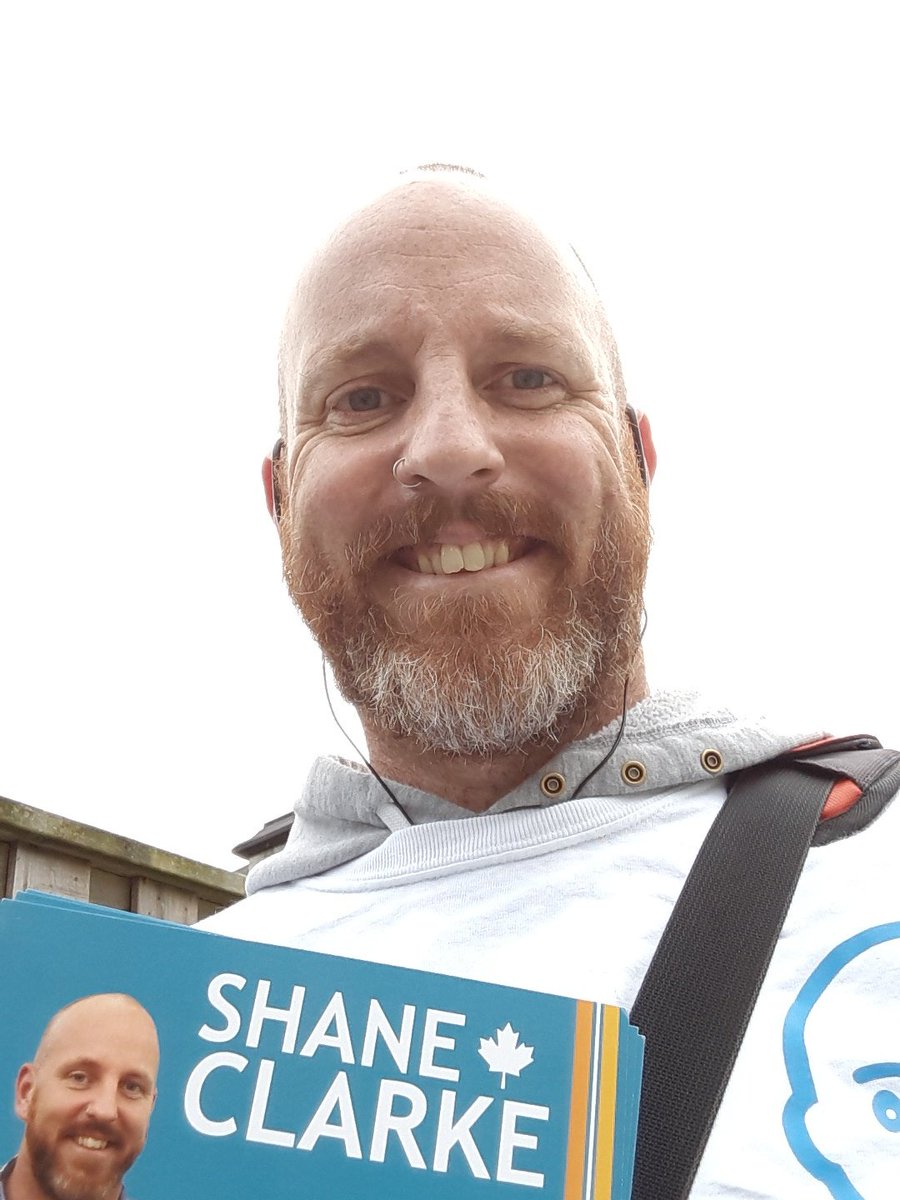 ShaneForWard5's tweet photo. Last day of campaigning. Been pounding the pavement since 10am.  I will personally be delivering 1500 pieces of campaign lit today. If you see me, say hi. #onpoli #ward5 #LdnOnt #election2018 #citycouncil https://t.co/ONguJXJhdH