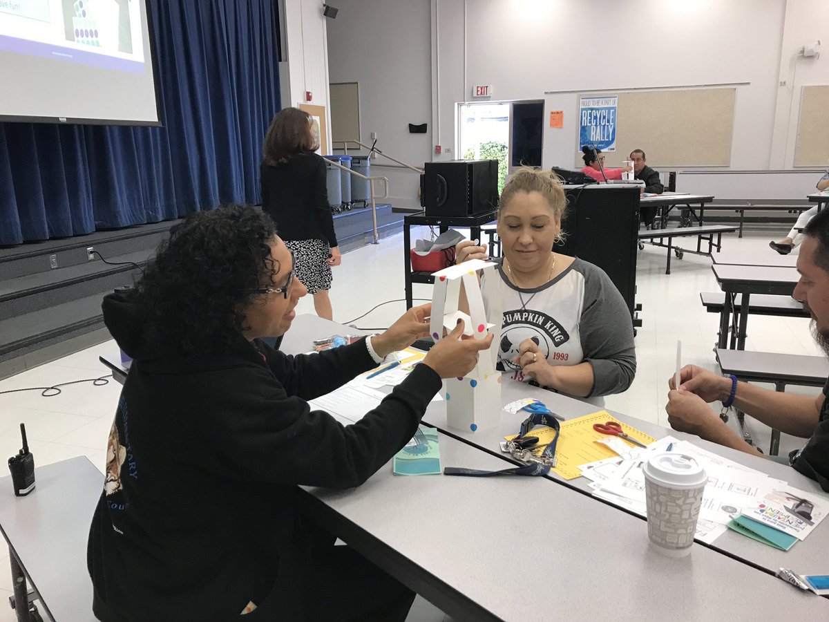 CCSDFamily's tweet image. October is #ThankaPrincipal month! Let’s thank these hands-on leaders of #familyengagement #linkedtolearning: Principal Harvey (I.J. Earl ES), Sheila Cooper (@VincentTriggsES), Dr. Wyatt (@WoolleyElem) &amp;amp; Butch Heiss (@ClydeCoxElem), &amp;amp; Rene Cazier (@perkinspumas). 👏🤝#1forKids