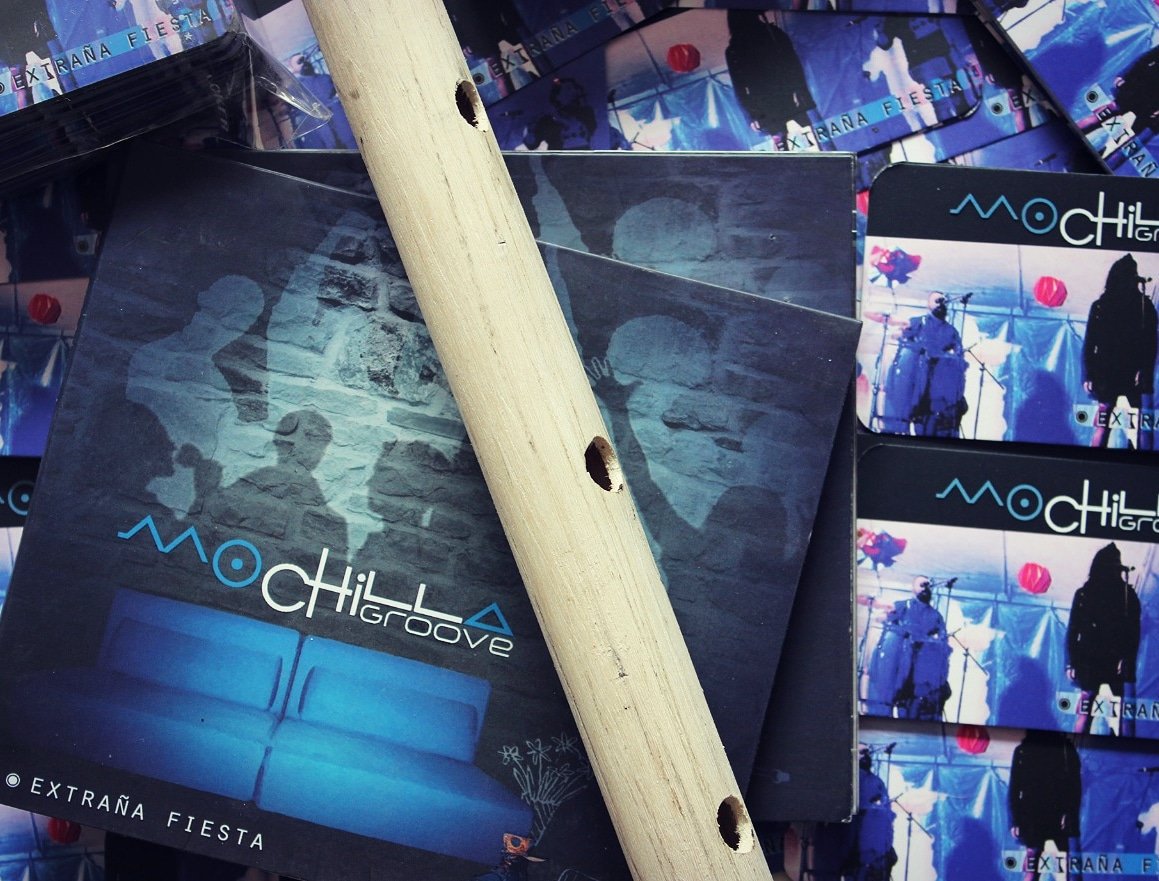 mochillagroove's tweet photo. Lista la gaita, las tarjetas de descarga y los discos que van rumbo a #Womex2018 en las #IslasCanarias.
Esta noche rumbo a #Madrid
@womex_theworldmusicexpo #gaitacolombiana #colombianmusic #downloadcards #colombiaenwomex #MochillaGroove #music #cd #cds #letsplay #vamosparaespaña https://t.co/Z2O1TziTvI