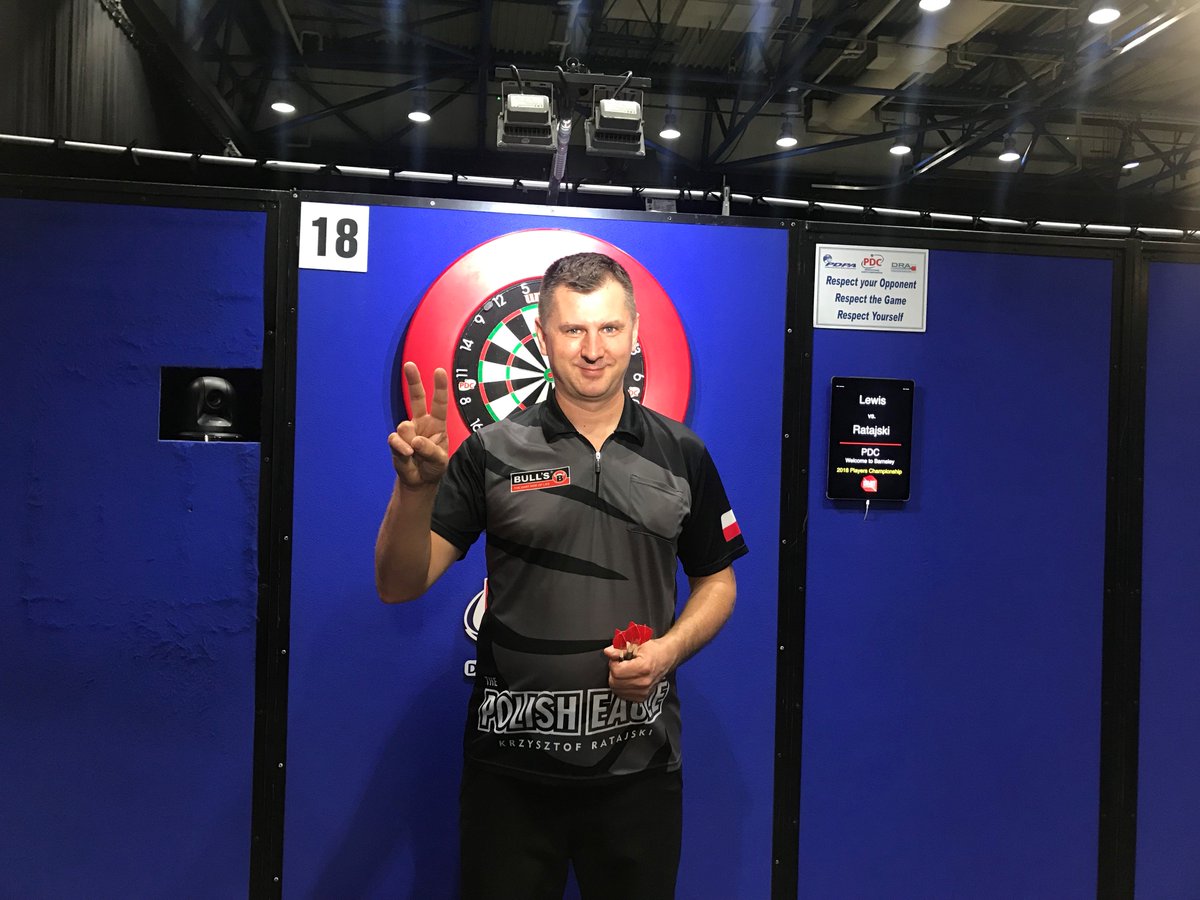 OfficialPDC's tweet photo. ROUND-UP | Krzysztof Ratajski made it back-to-back PDC titles with a 6-4 win over Adrian Lewis in the final of Players Championship 22 🏆

▶️Round-up &amp; results: https://t.co/lRqzut0rOo https://t.co/fHgTkGosxH