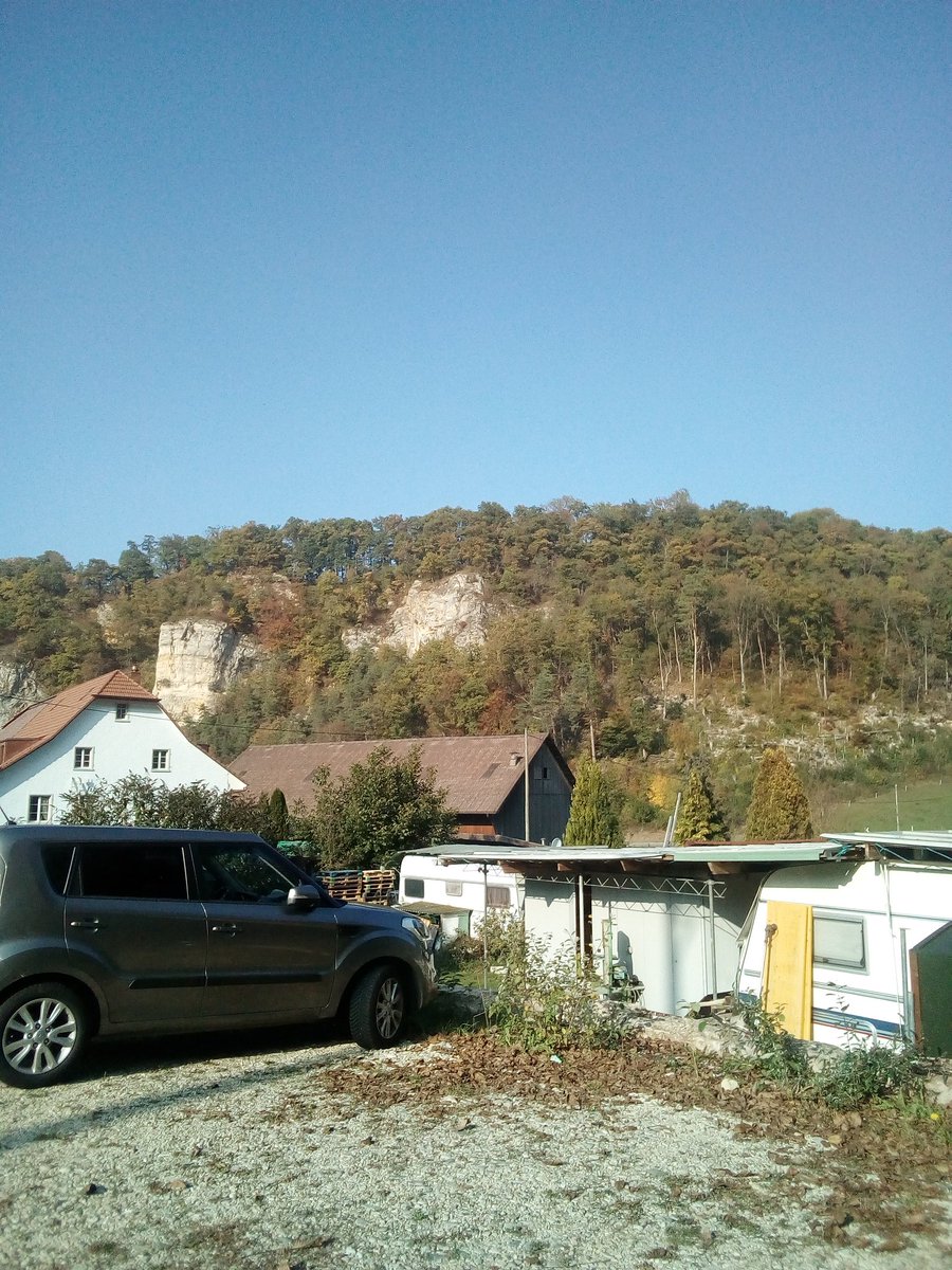 napolifan08's tweet image. Spannendes Gespräch heute nachmittag mit Ivo Goldschmidt. Wegen geschlossenem Restaurant, Dorfspaziergang in Läufelfingen. #schweizspricht Danke auch @watson_news