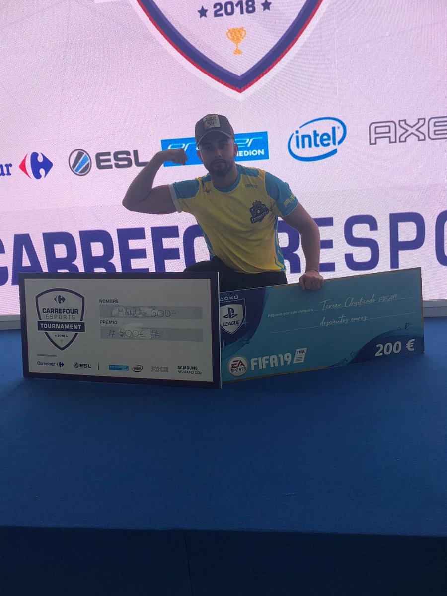 WGA_eSports's tweet photo. El otro gran ganador de la @MadGamesWeek fue @Manuelgod10 que de hecho no se conformó con clasificarse para el torneo de @CarrefourES + @ESLspain y ganarlo, sino q por coincidir no pudo jugar las semis de #PSPlusChallenge y quedó tercero
Cayó verificado?
https://t.co/1macgn9v9a
